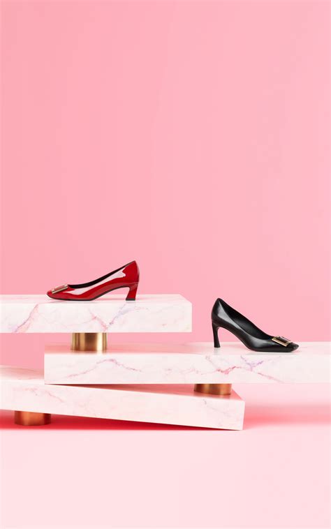 roger vivier outlet.